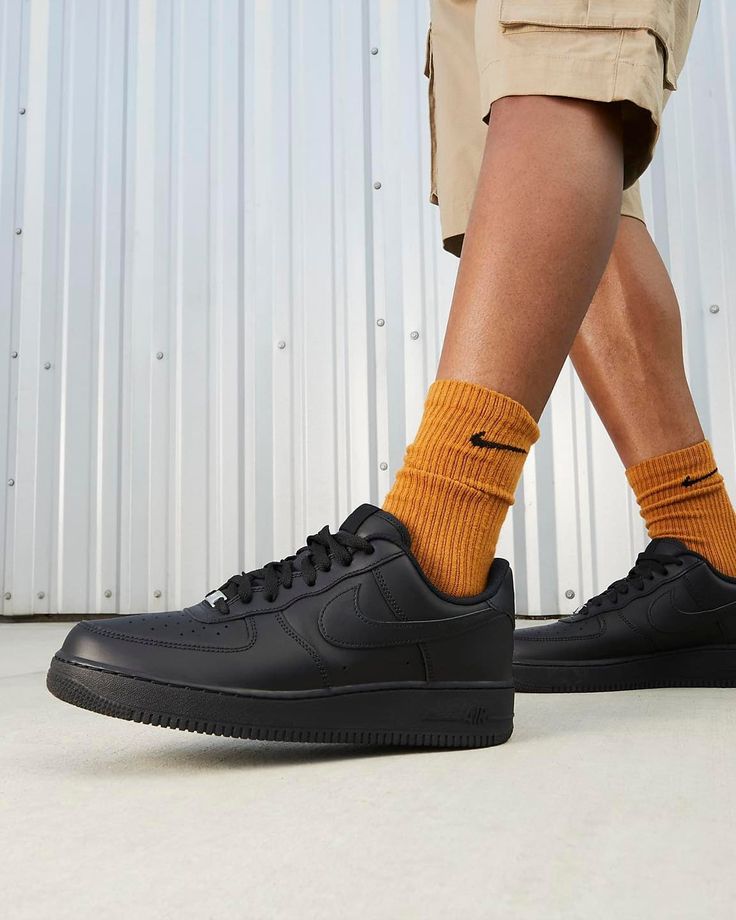 NIKE FORCE ONE